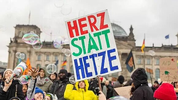 Manifestación en Berlín contra el racismo, la exclusión y el extremismo de derecha