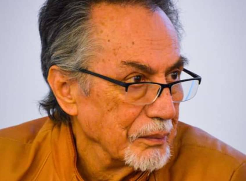 Primer plano de Juan Jacobo, un activista LGBTI