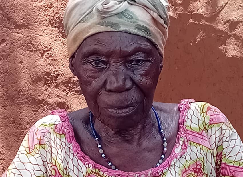 Lari Yamdaula, mujer acusada de brujería que vive en el campamento de Gambaga