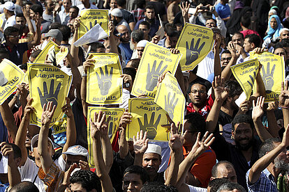 EGYPT-PROTESTS/ Manifestación contra la masacre de Rabaa en El Cairo en 2013