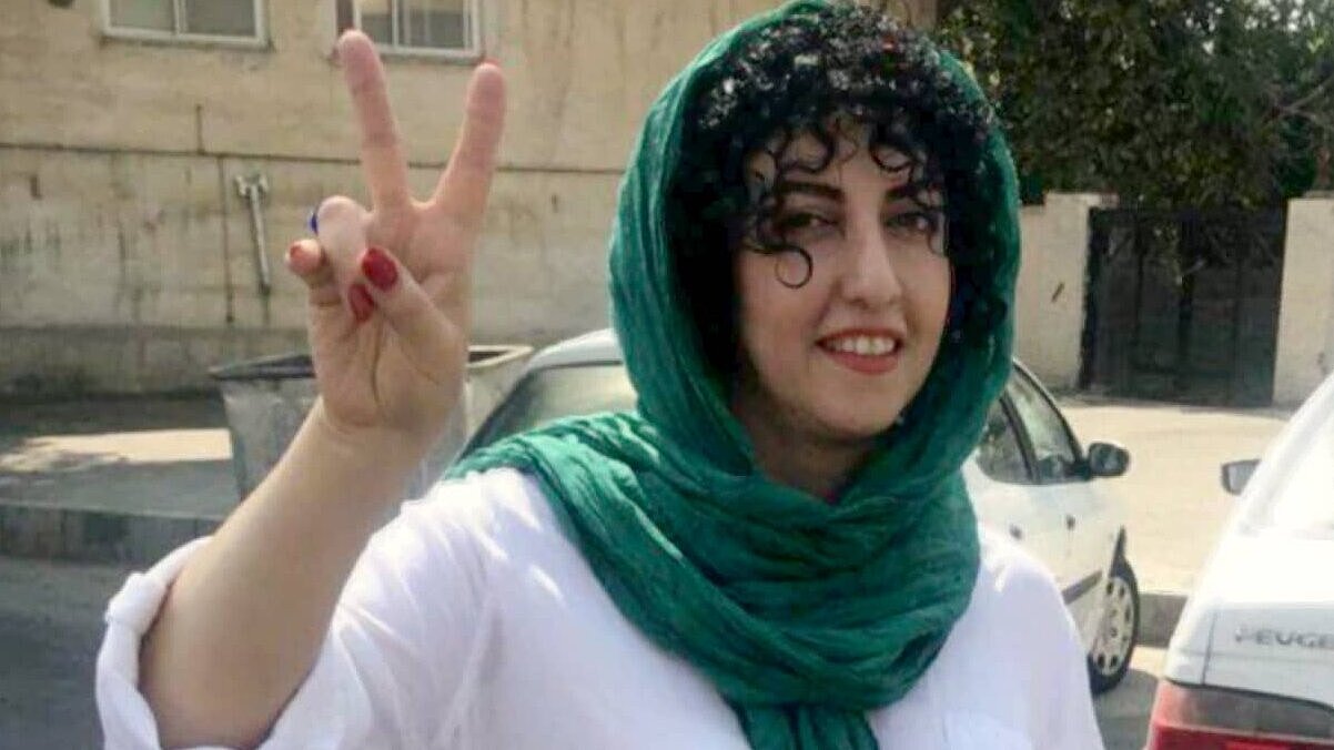 Retrato de Narges Mohammadi