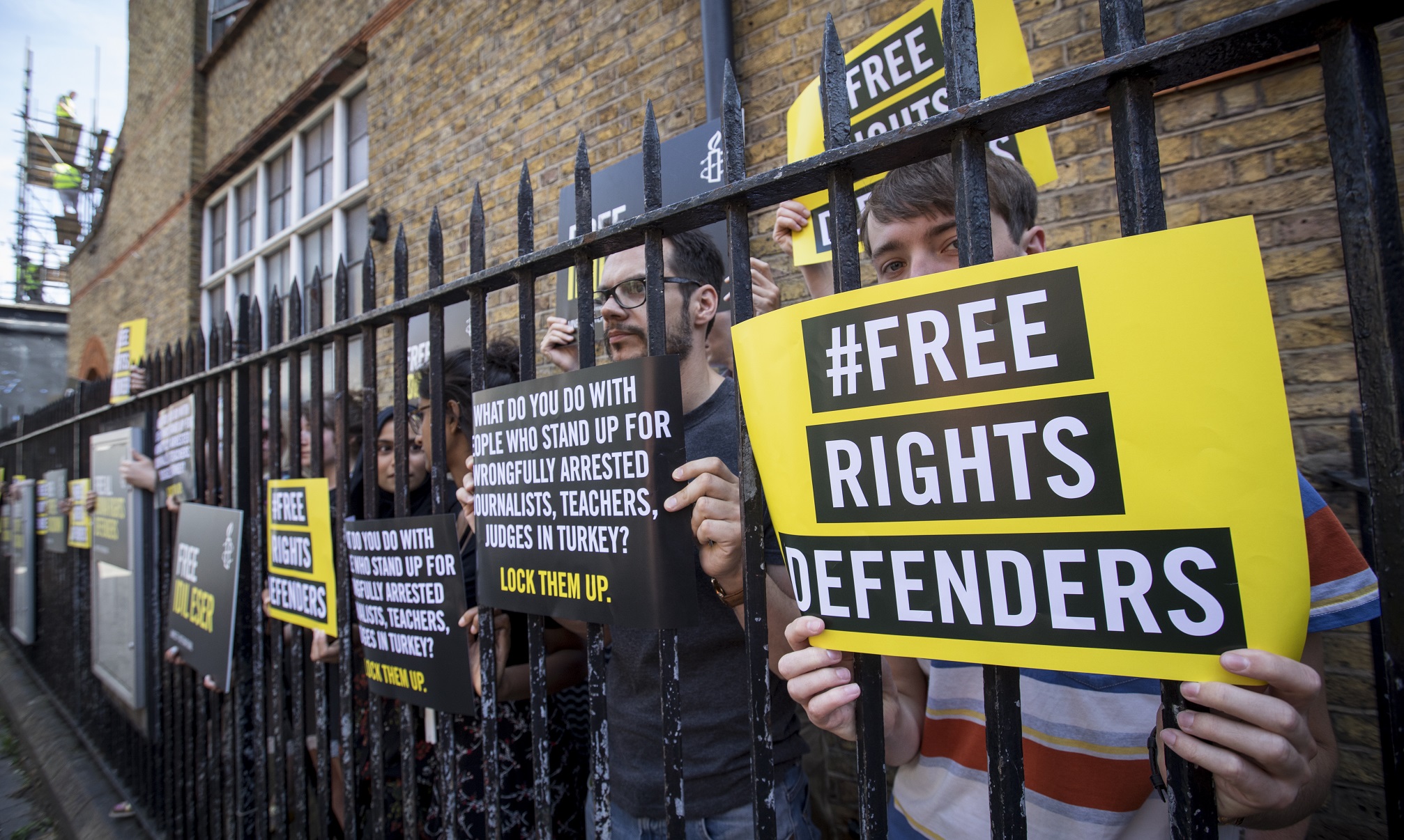 Manifestación en Londres a favor de los defensores y defensoras de los derechos humanos.
