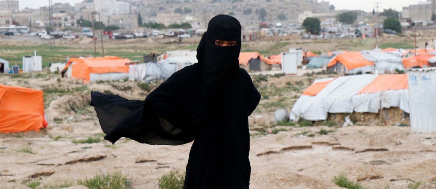 Mujer superviviente de la guerra de Yemen