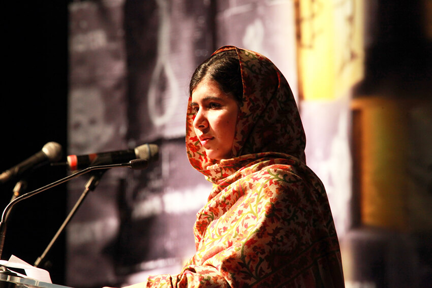 Malala recibe el premio Embajadora de Conciencia otorgado por Amnistía Internacional