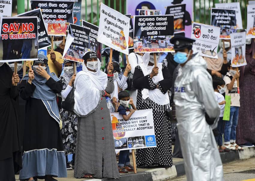 Activistas en Sri Lanka piden que se ponga fin a la cremación obligatoria