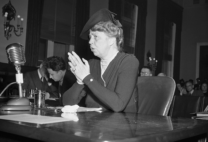 Eleanor Roosevelt testificando a favor de trabajadores migrantes