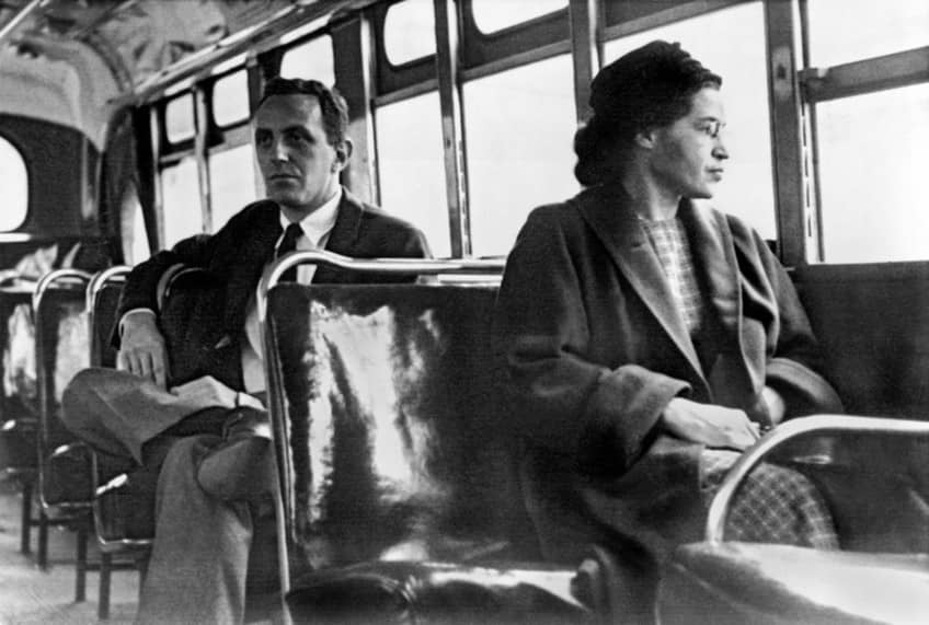 La imagen de Rosa Parks sentada en el autobús es histórica