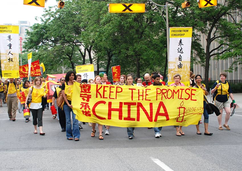 Per le Olimpiadi del 2008 a Pechino, la Cina si è impegnata a rispettare i diritti umani.  non ha rispettato