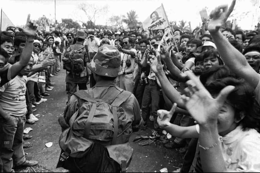 Revolución EDSA en Filipinas