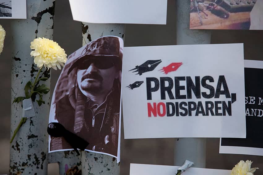 rotesta para pedir protección del gobierno tras los asesinatos de periodistas