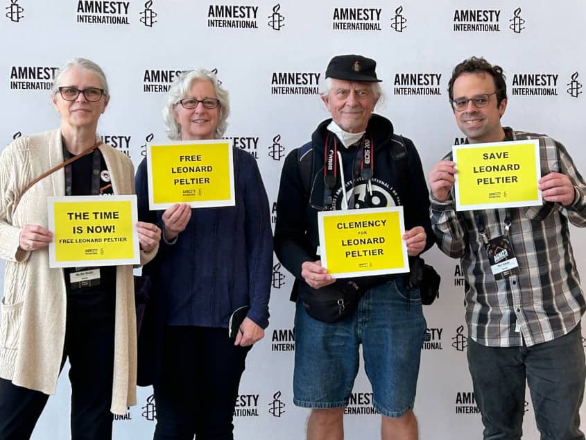 Activistas de Amnesty International USA