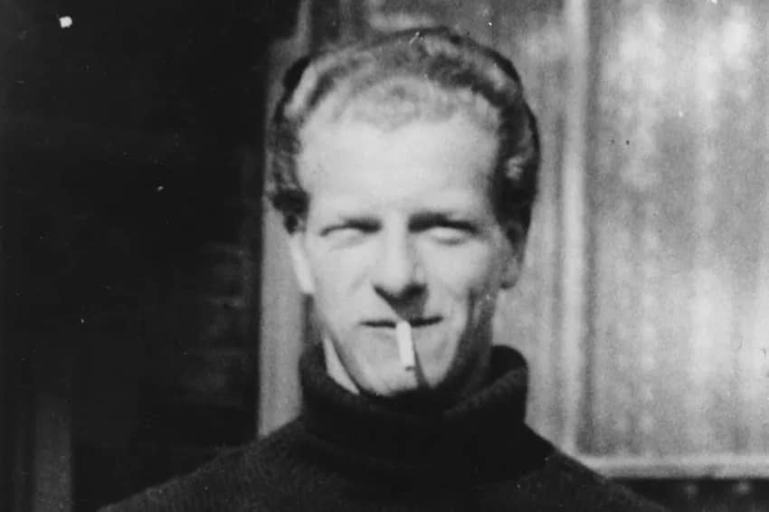 Retrato de Derek Bentley, joven británico ahorcado en 1953 tras un juicio injusto; su condena fue anulada décadas más tarde.